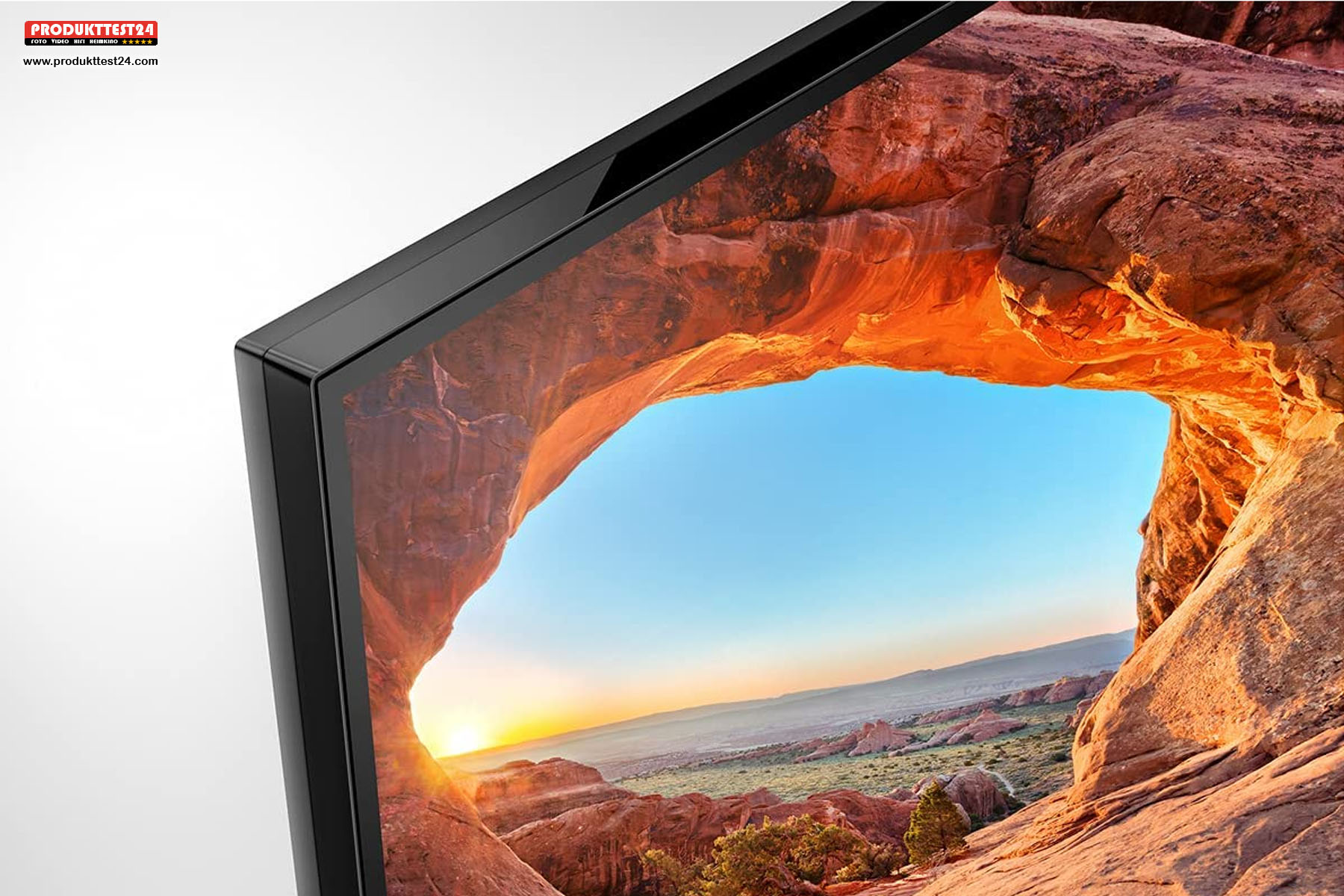 Das riesige 85 Zoll Display geht nahtlos in den Rahmen über